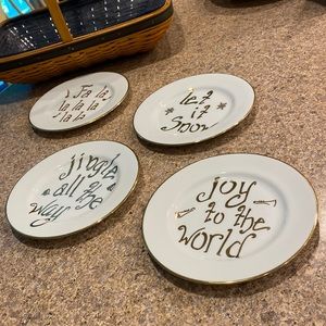 4 Christmas Song Assorted Plates 10 Strawberry Street Holiday